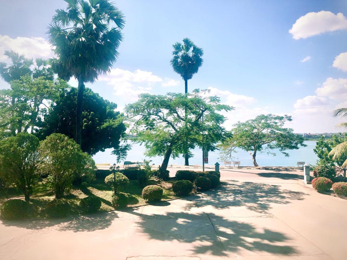 Mekong Hotel Thakhek Exteriér fotografie
